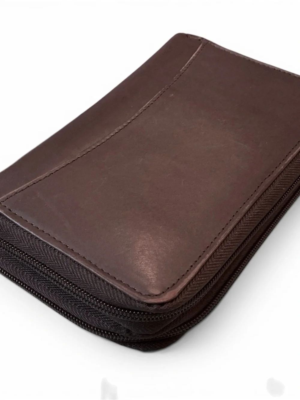 Wilsons Leather wallet organizer